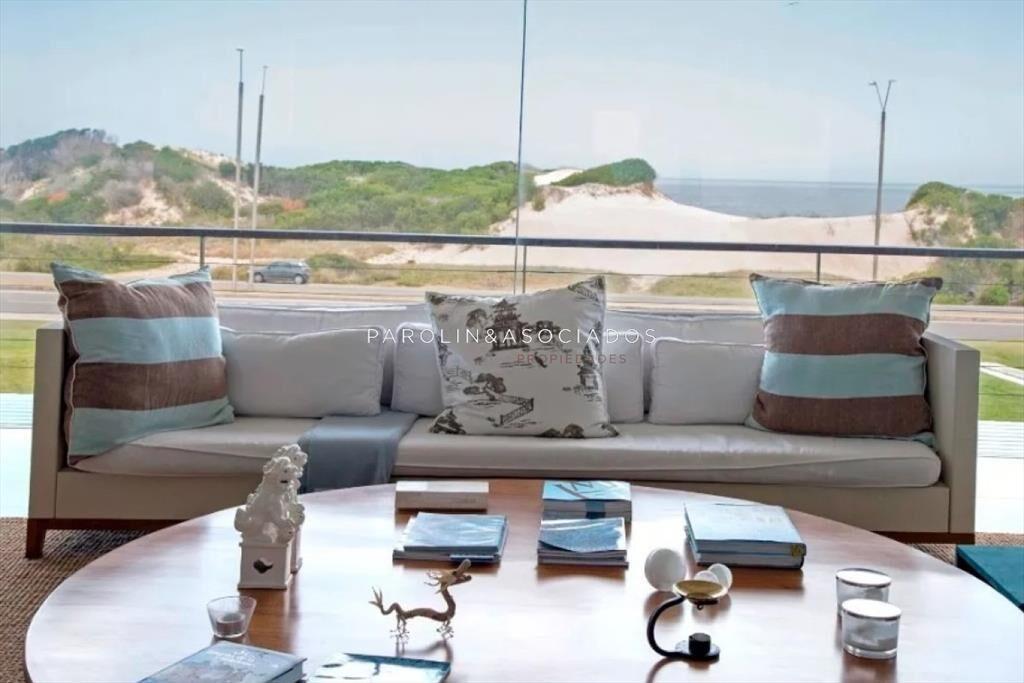 Apartamento en venta de 5 dormitorios en Grey del