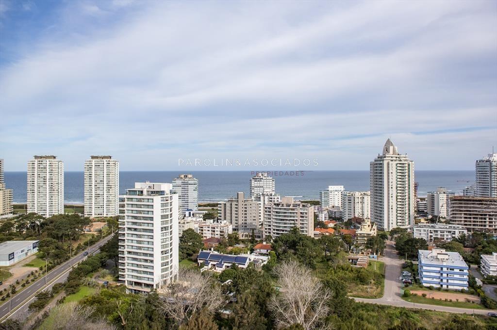 Se vende apartamento en ocean drive II de 3 Punta