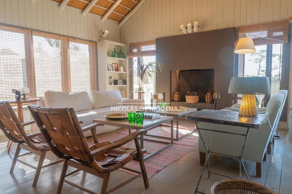 En Jose Ignacio, hermosa casa con 3 suites