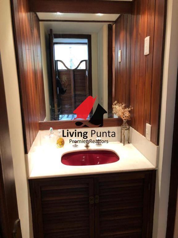 Apartamento en Brava, 2 dormitorios *