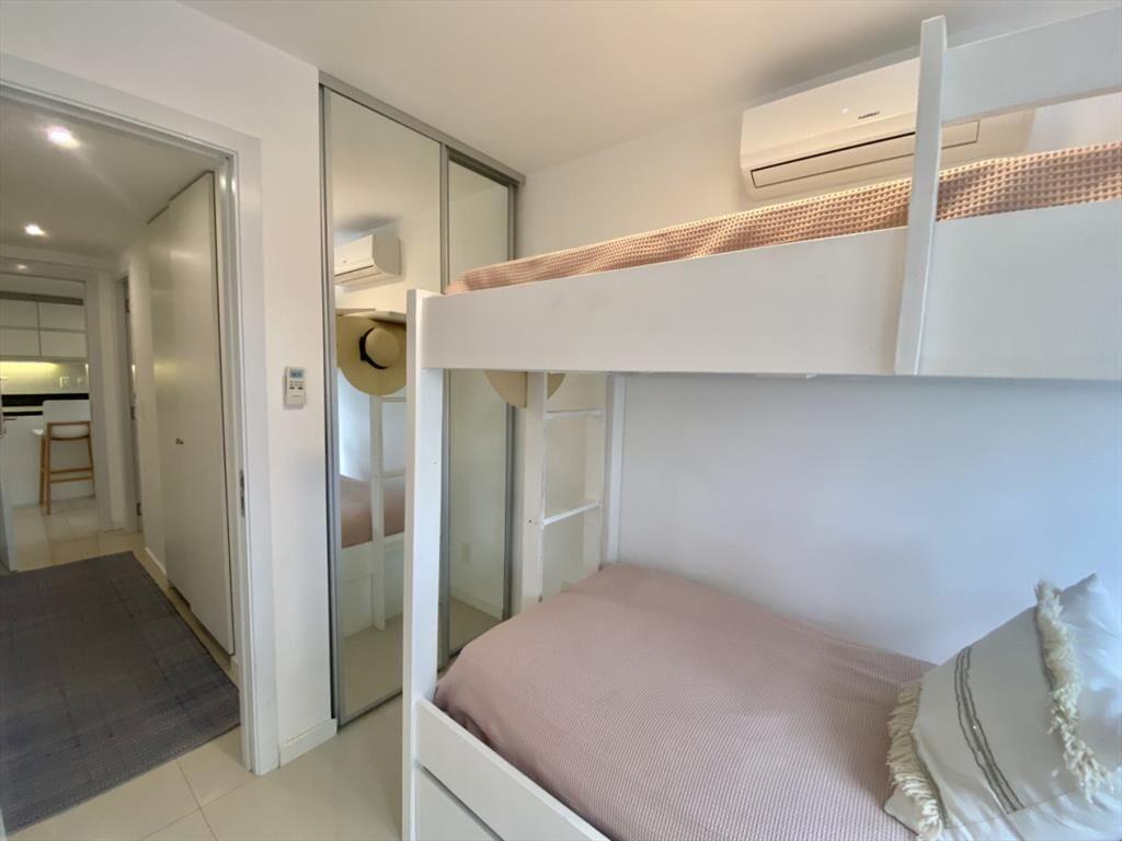 VENTA APARTAMENTO DE 3 DORMITORIOS EN EDIFICIO