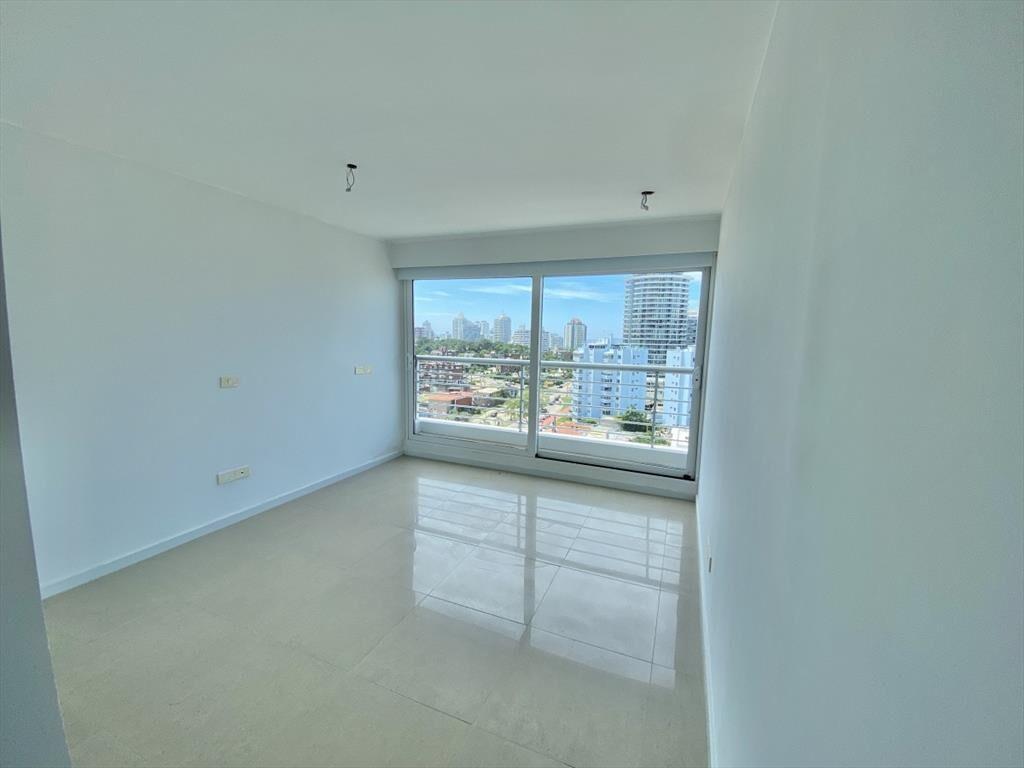 VENTA DE 3 SUITES EN EDIFICIO ALEXANDER PUNTA DEL