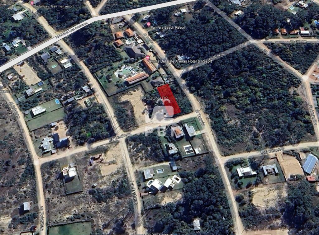 Venta de terreno, excelente ubicación, Punta - :