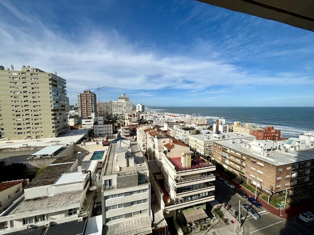 Apartamento en venta Peninsula 3 dormitorios en