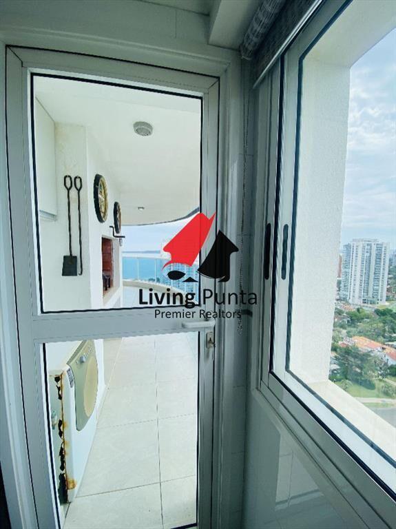 Casino Tower  en venta  vista la mar  3 2 baños