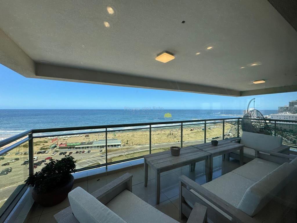 Apartamento en venta de 4 dormitorios en Torre ,