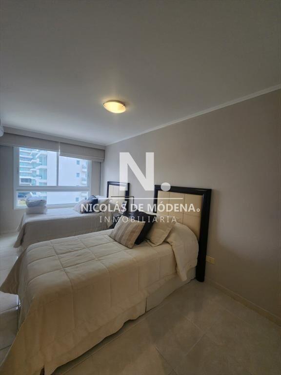 Vende apartamento de 2 dormitorios en Mansa, del