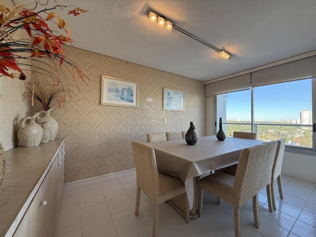 Apartamento en Mansa, 3 dormitorios