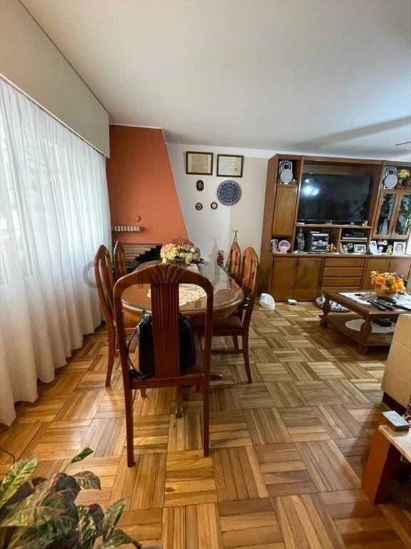 Venta Casa 2 plantas.Cordon.3 dormitorios.3 baños.Garaje....