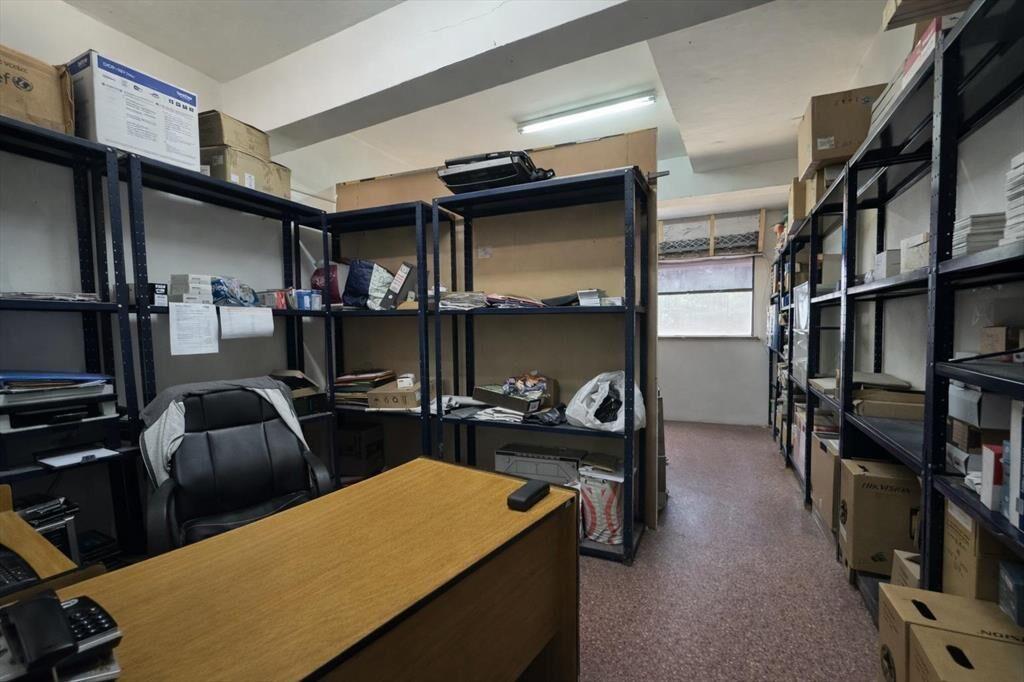 Venta local comercial en Tres Cruces - Rentabilidad anual 7