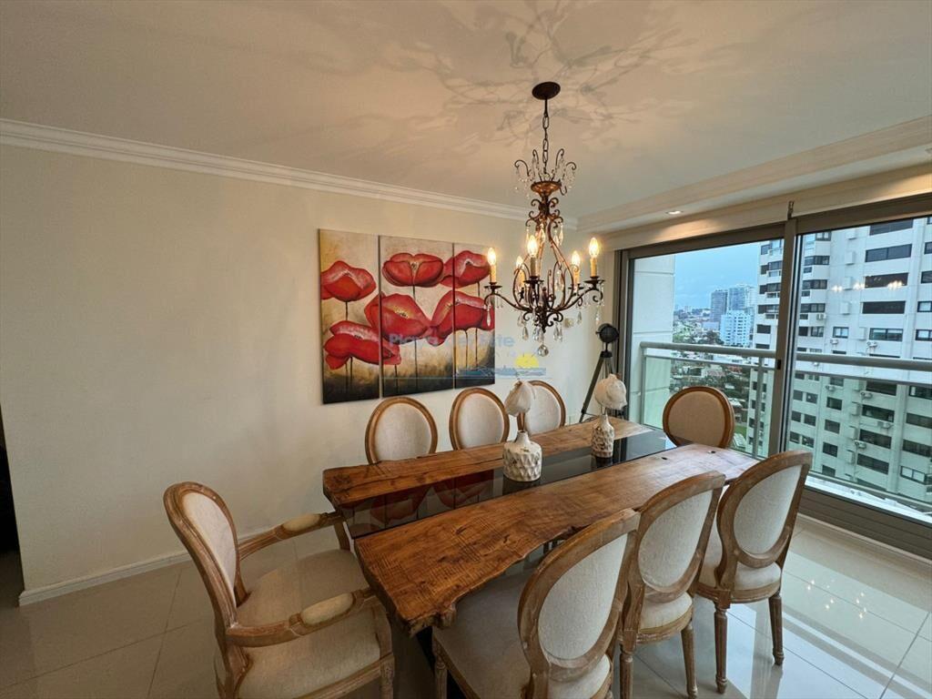 Apartamento en alquiler de temporada de 2 en , ,