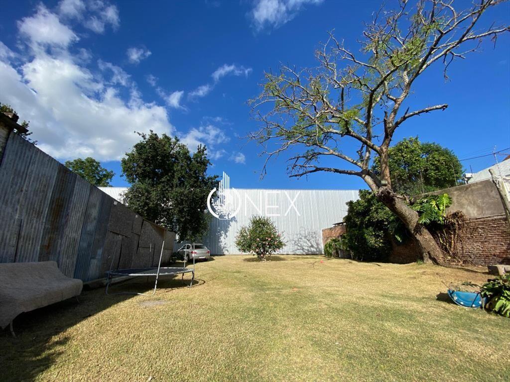 CASA MAS LOCAL COMERCIAL EN VENTA PAYSANDU