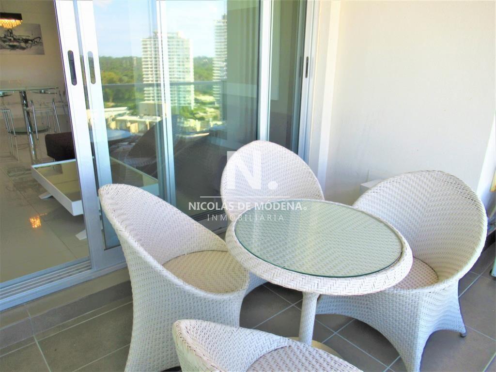 En venta espectacular Apartamento en Brava- Punta