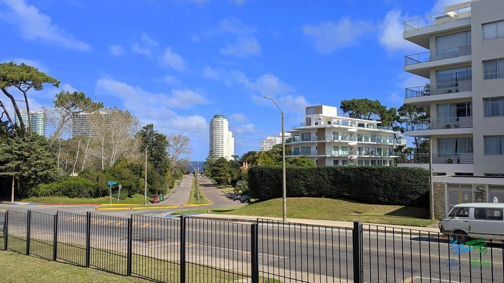 Venta de apartamento 2 dormitorios con vista al