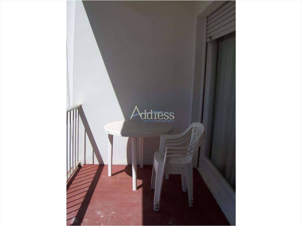 AMPLIO APTO UN DORM , BALCON CON VISTA AL MAR