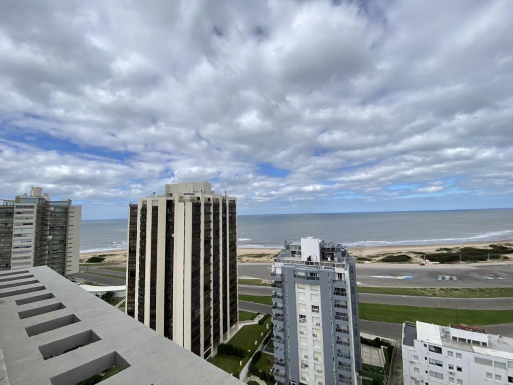 APARTAMENTO EN VENTA DE 2 DORMITORIOS- SIGLO SOL