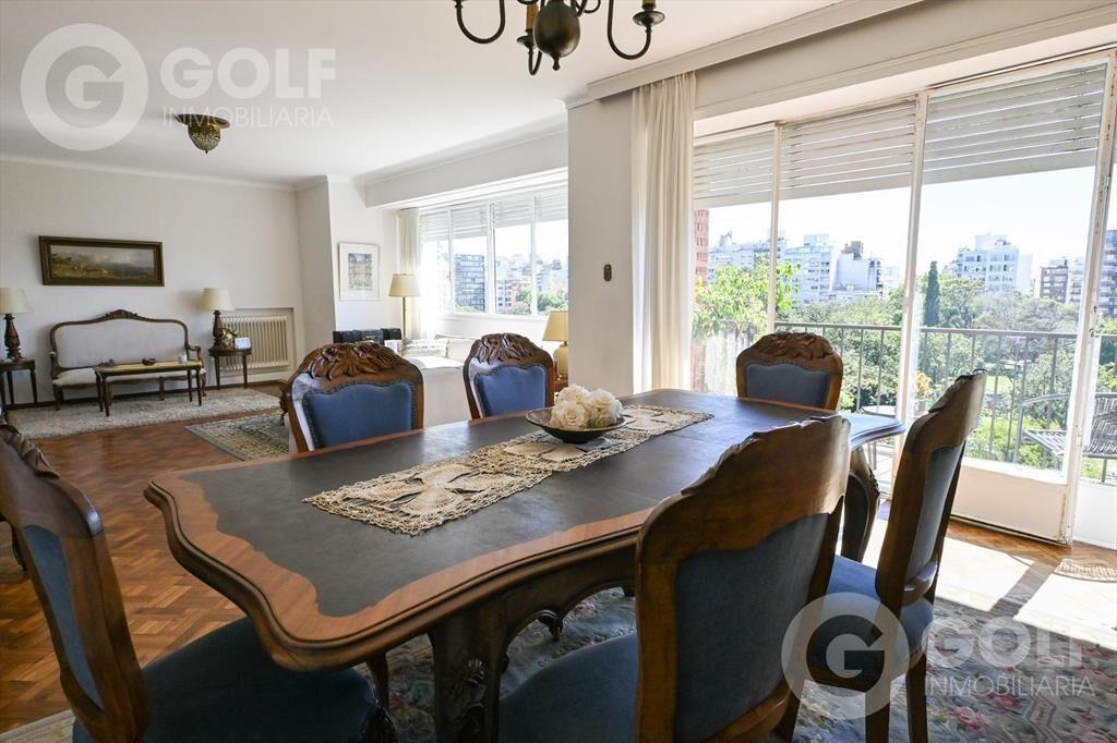 Venta de apartamento 3 dormitorios y servicio con Garage en