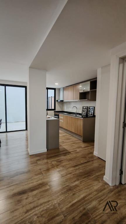 Apartamento en venta de 3 dormitorios c/ cochera en Braz...