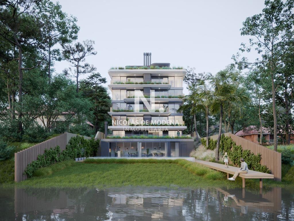 Apartamento de 3 Dormitorios con terraza frente