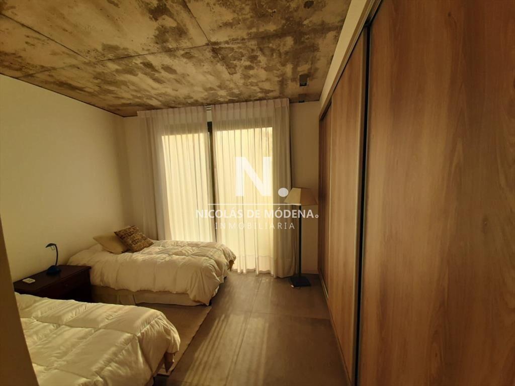 Hermosa casa Yambae a la venta en la Arbolada