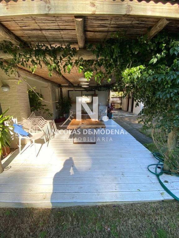 Hermosa casa en excelente zona.