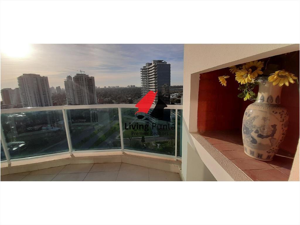 Edifico Casino tower en un piso 16 Oportunidad !!