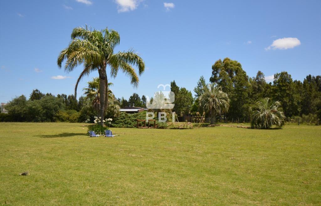 Casa en Alquiler con amplio jardÃn en El Quijote