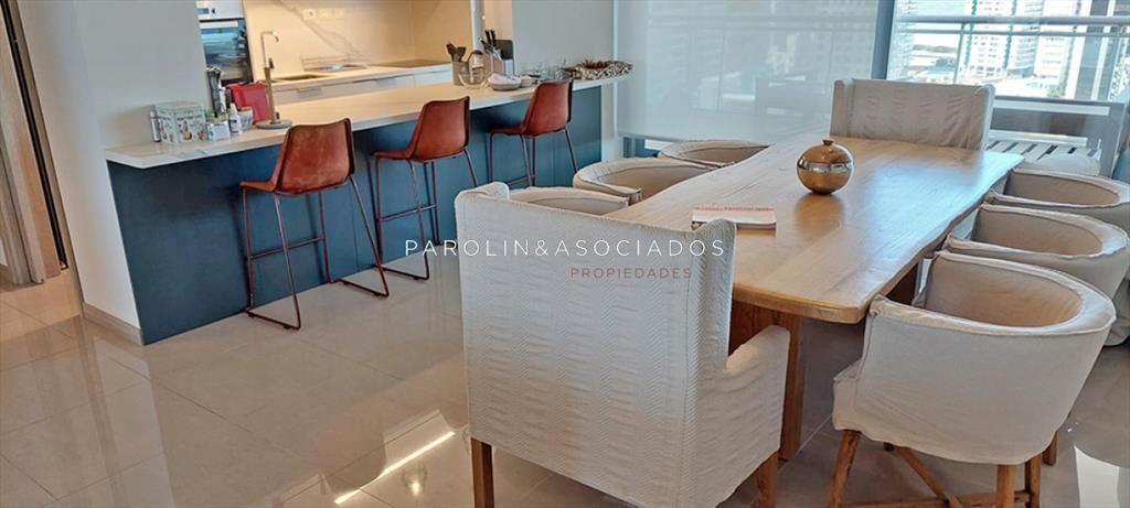 Apartamento en venta en Punta del Este, Torre
