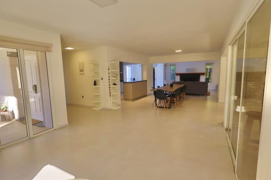 CASA VENTA 7 DORMITORIOS - BARRIO PRIVADO LA