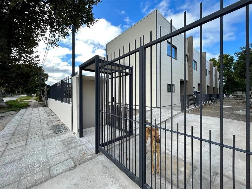 Alquiler Casa Dúplex a Estrenar, 2 Dormitorios en Malvin No