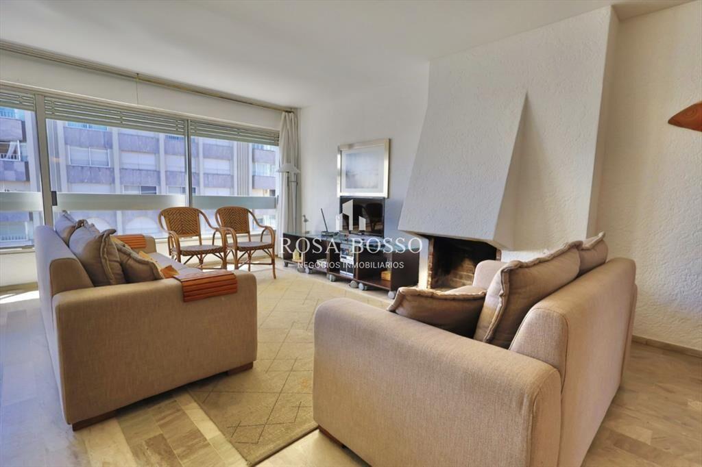 Venta de Apartamento en Edificio Porto Santo