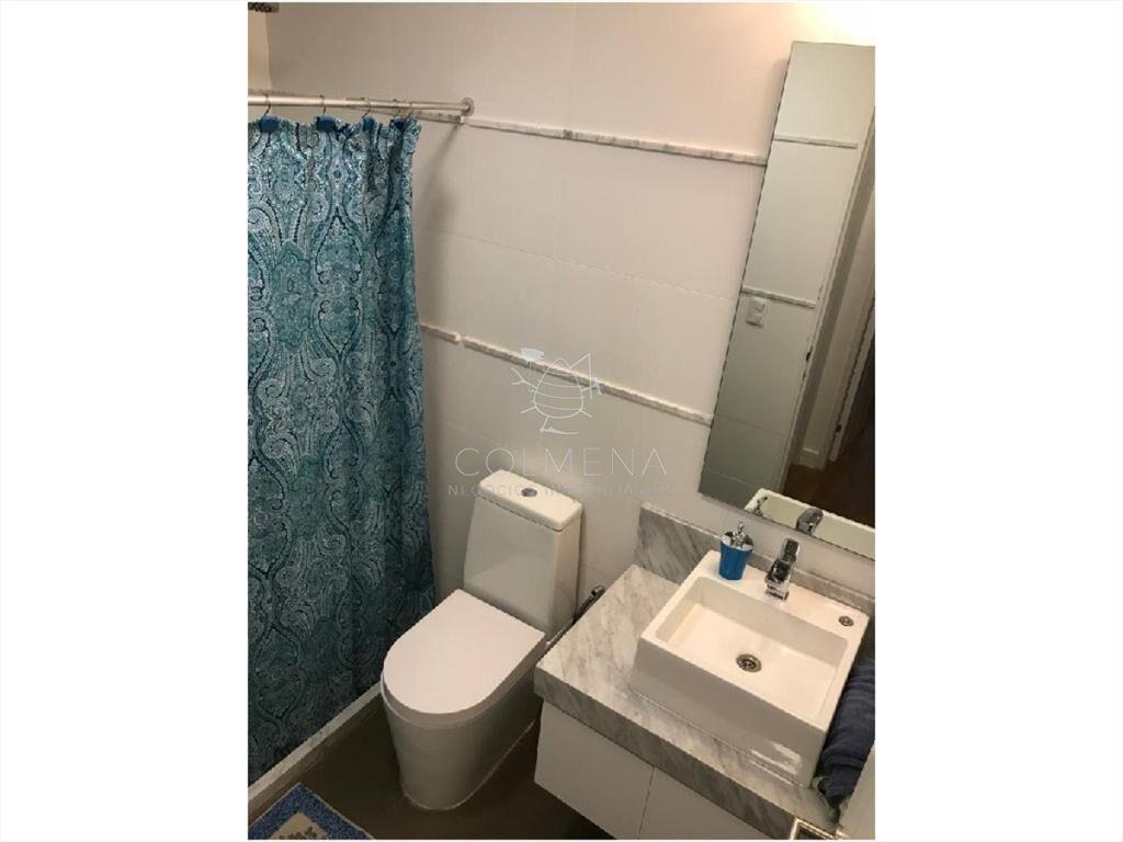 Venta apartamento en Playa Mansa, 2 dormtiorios