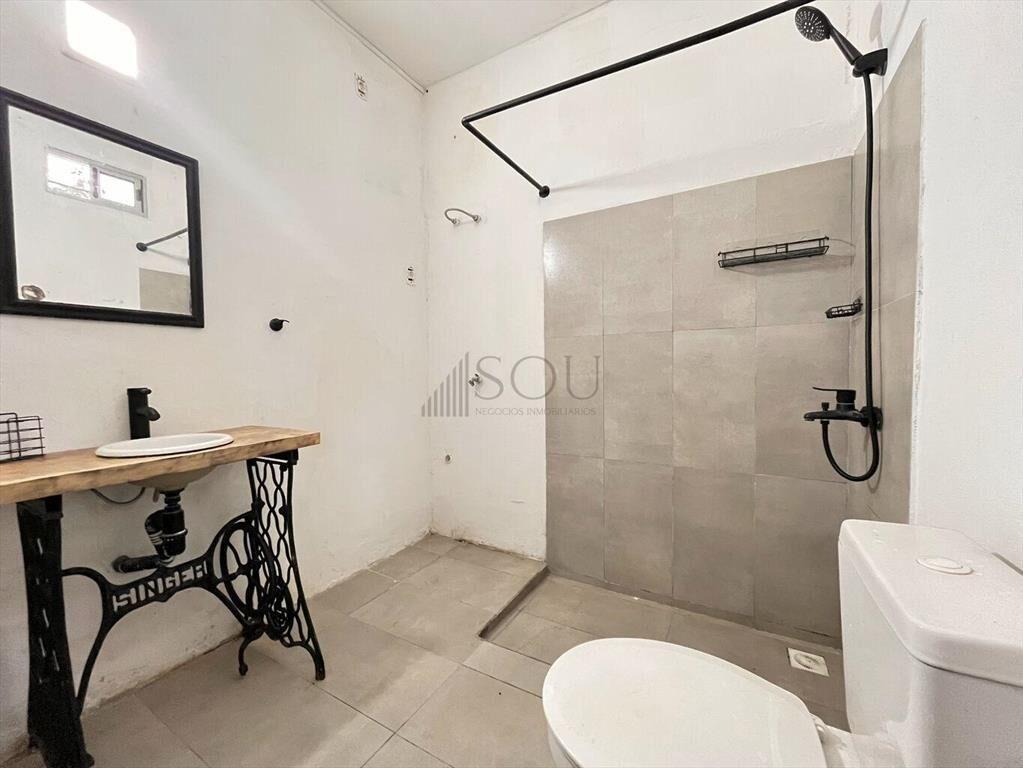 Venta casa 2 dormitorios y deposito en cerro