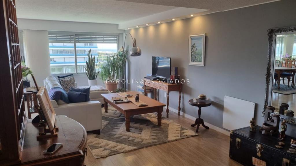 Apartamento en venta en Tiburón, Punta del Este.