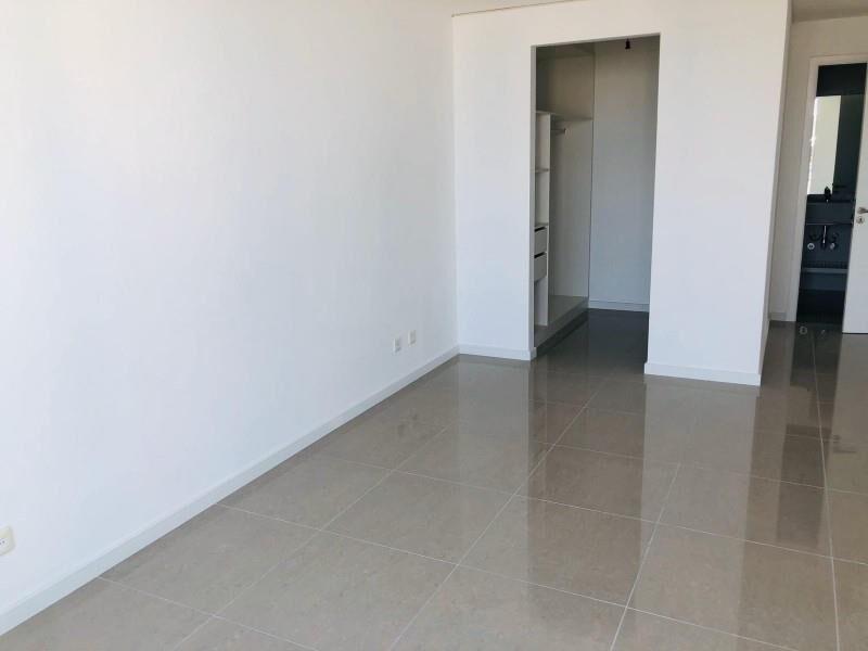 DEPARTAMENTO DE 2 DORMITORIOS EN TORRE ONE, PUNTA DEL ESTE