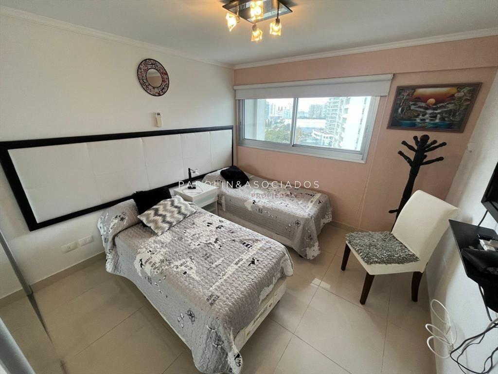 Apartamento en venta de 2 dormitorios en Miami Boulevard To