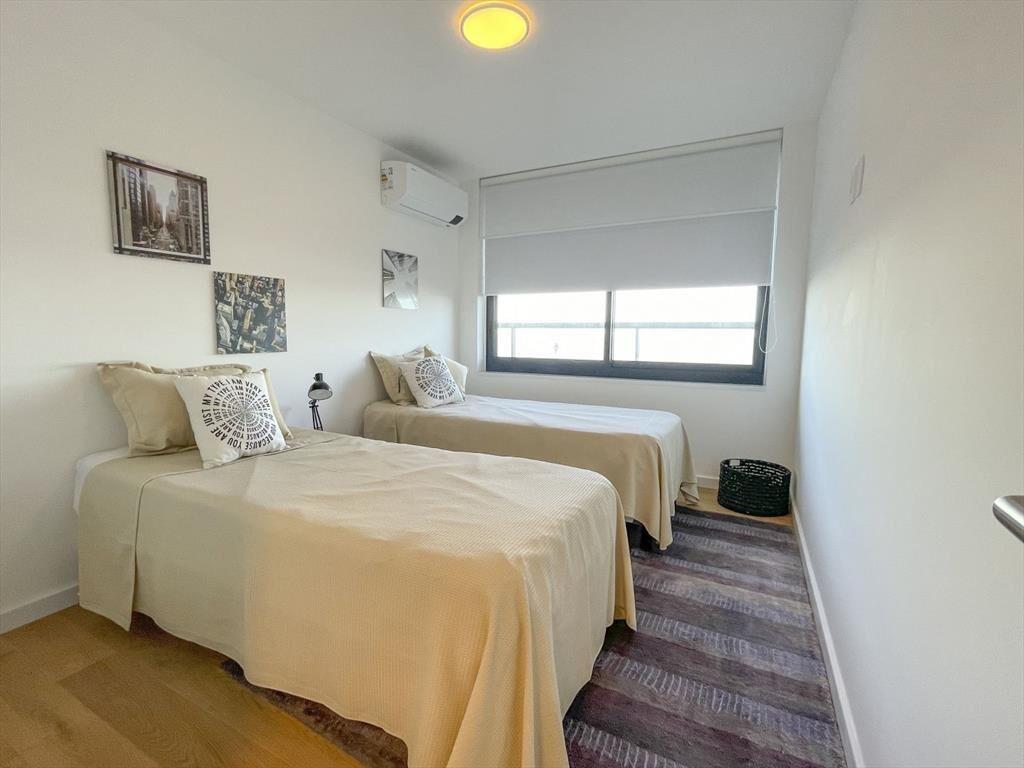 Venta apto 3 dormitorios Rambla Malvín LYRA #104 lCampigl...