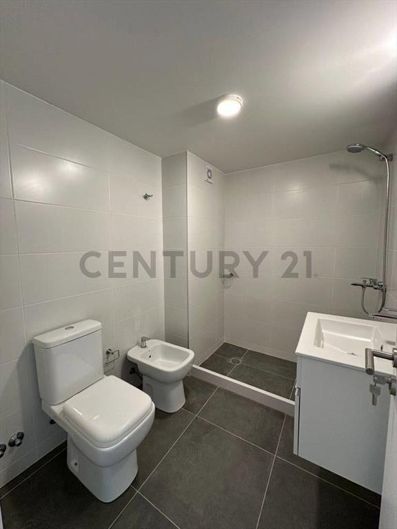 ESTRENA EN CORDON SUR-1 DORMITORIO FRENTE-piso alto-AMENI...