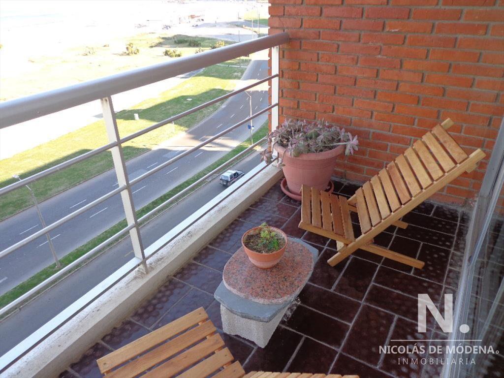 Apartamento en Brava, 2 dormitorios en venta