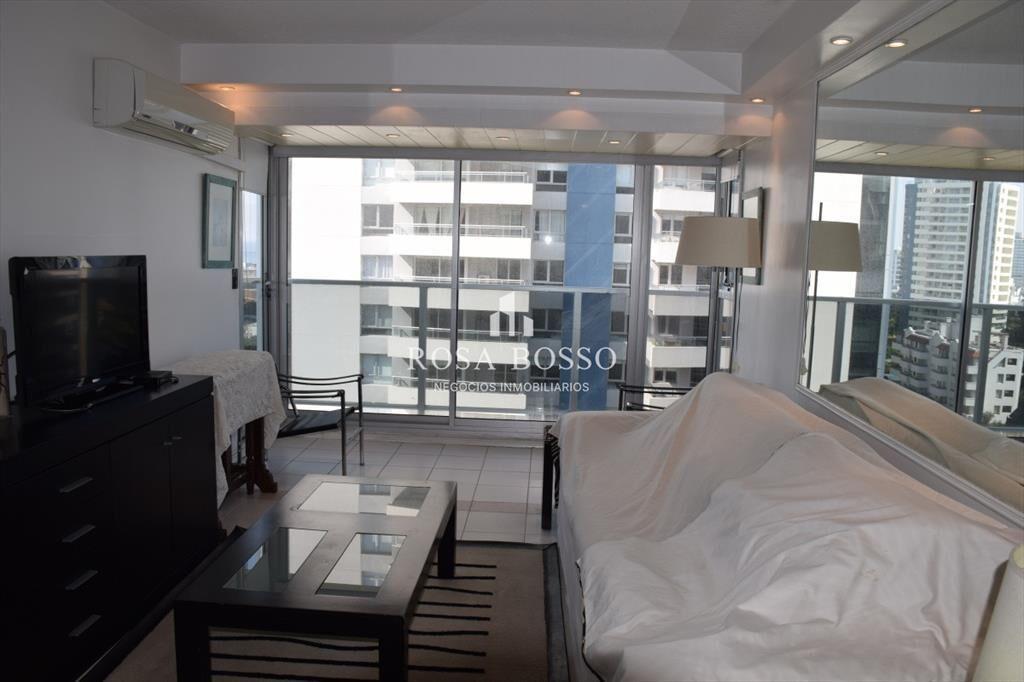VENTA, Apartamento, 1 dormitorio y medio, Punta