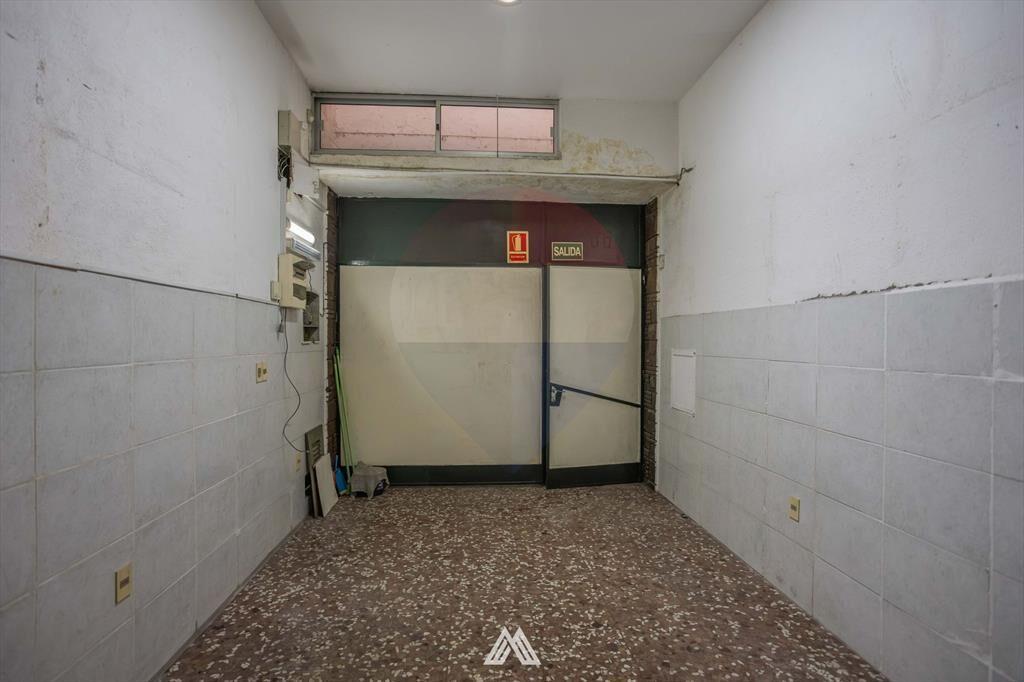 VENTA LOCAL COMERCIAL EN GALERIA CORDON