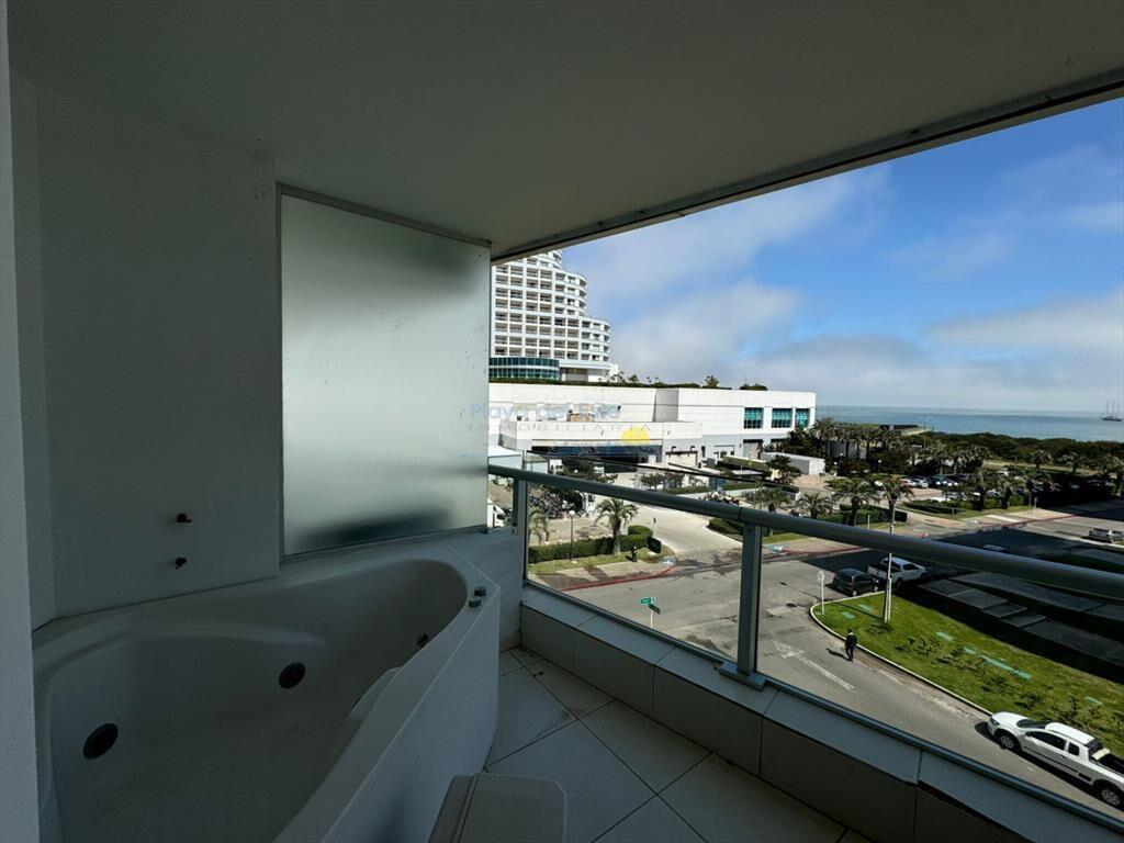 Moderno apartamento en a pasos de la Mansa