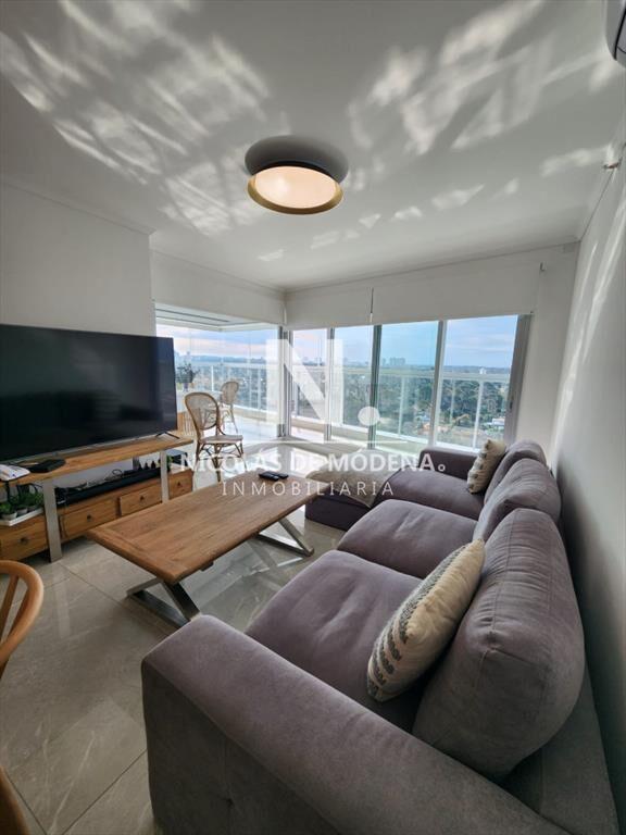 EDIFICIO MIAMI BOULEVARD II, UNIDAD LATERAL EN 2