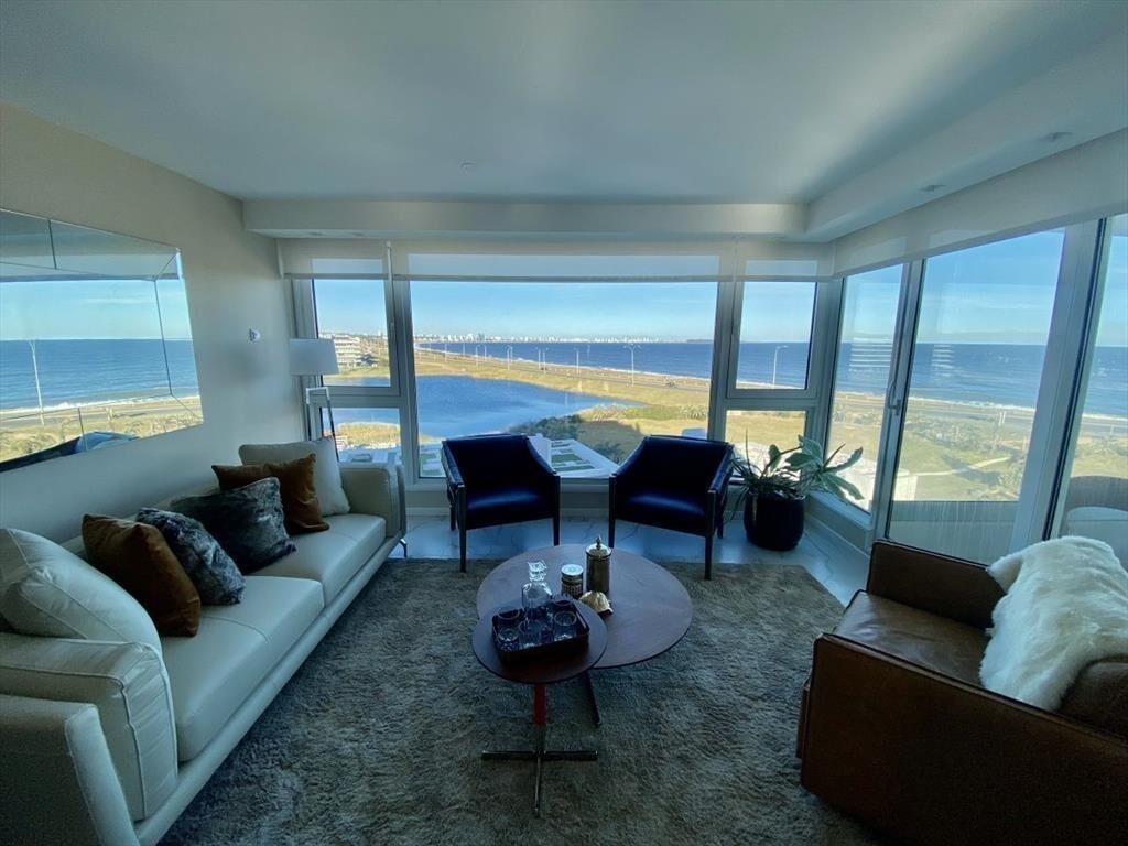 Venta apartamento 3 dormitorios Punta del Este