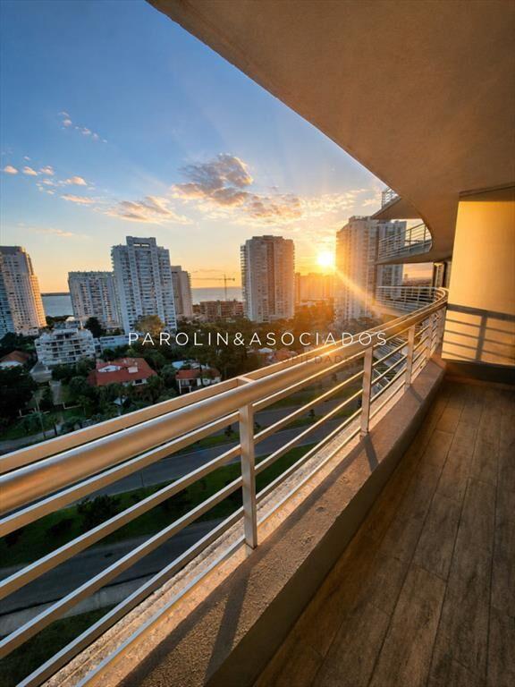 En venta apartamento de 2 dormitorios, en Mansa