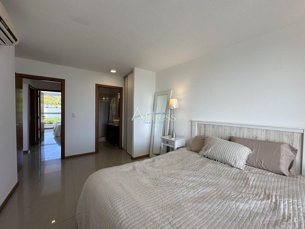 Venta apartamento en Punta Ballena
