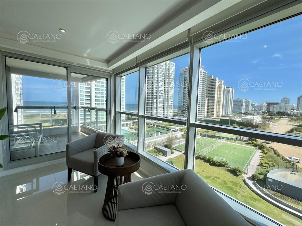 Venta apartamento en Punta del Este con vista al