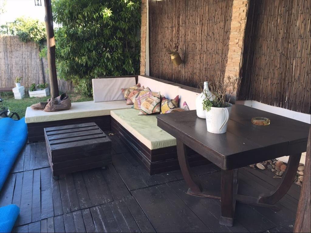 Venta de Casa con Piscina -Próxima a la Playa Mansa- Atlánt