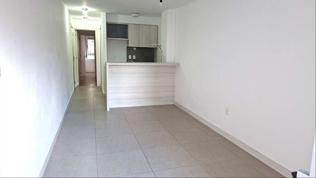 VENTA O ALQUILER POCITOS 2 DORMITORIOS 2 BAÑOS PISCINA GIMN