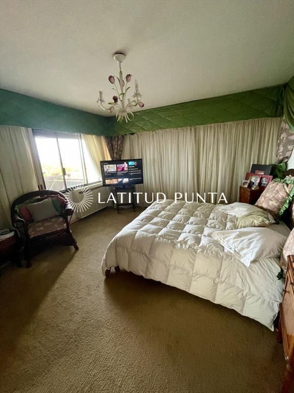 Apartamento en Brava, 4 dormitorios más dependencia